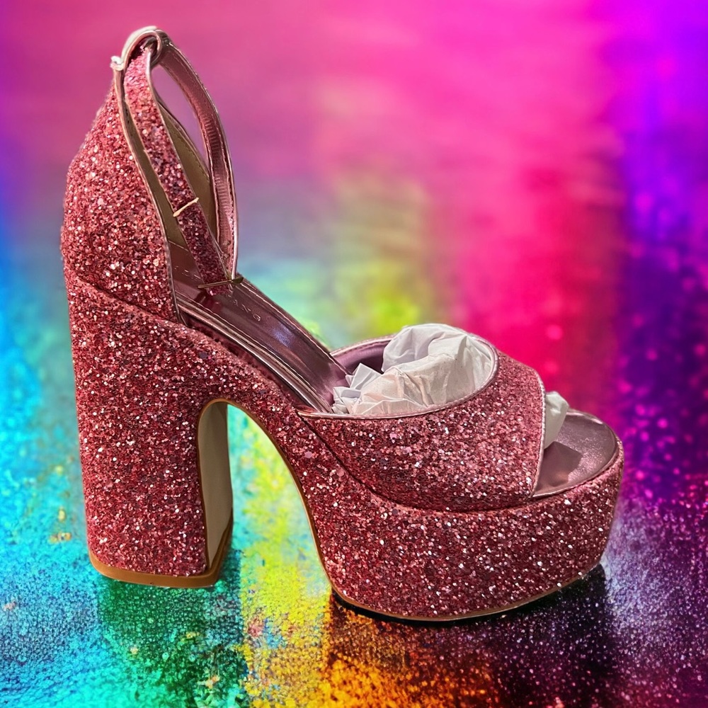 NWT Azalea Wang Nordstrom bling pink platform